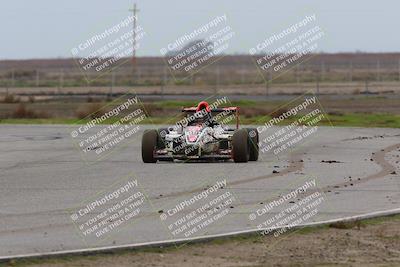 media/Jan-15-2023-CalClub SCCA (Sun) [[40bbac7715]]/Group 2/Qualifying (Sweeper)/